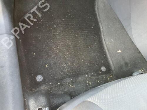 Rear right seatbelt VW GOLF PLUS V (5M1, 521) 1.9 TDI | BP29656959I28