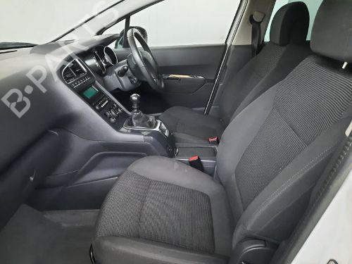 Front left seatbelt PEUGEOT 5008 (0U_, 0E_) 2.0 HDi 150 / BlueHDi 150 | BP29652707I26 