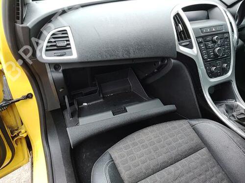 Rear seat VAUXHALL ASTRA Mk VI (J) GTC (P10) 2.0 CDTi | BP29664759C17