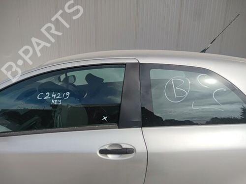 Sikkerhetsbelte bak i midten TOYOTA YARIS (_P9_) 1.0 VVT-i (KSP90_, KSP90R) | BP29681788I27 
