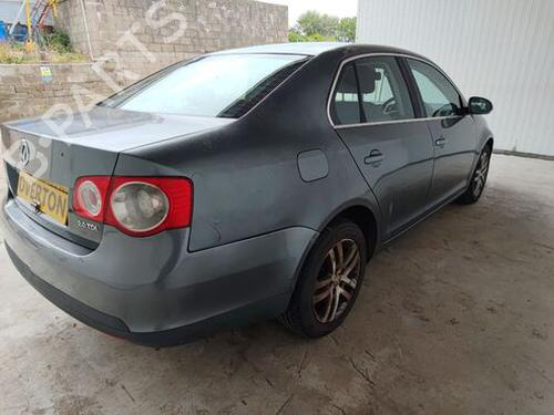 Console central VW JETTA III (1K2) 1.6 TDI | BP29665839I22 