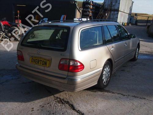 Right taillight MERCEDES-BENZ E-CLASS T-Model (S210) E 320 T CDI (210.226) | BP29645320C35 