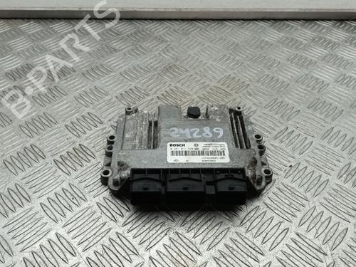 Used Engine control unit (ECU) NISSAN PRIMASTAR Bus (X83) dCi 100 (101 hp) 29683875