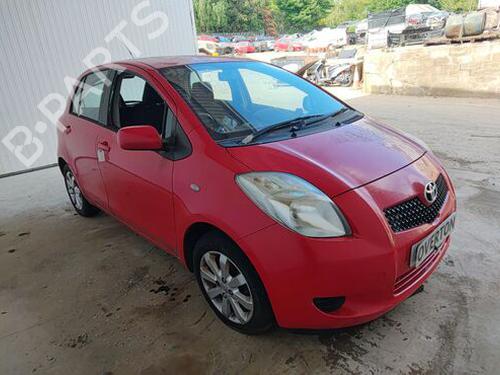 Left sun visor TOYOTA YARIS (_P9_) 1.3 VVT-i (SCP90_, SCP90R) | BP29679688I1 