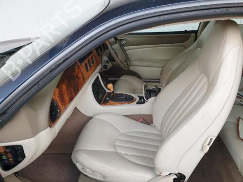 Front left seatbelt JAGUAR XK 8 Coupe (X100) 4.0 | BP28643009I26