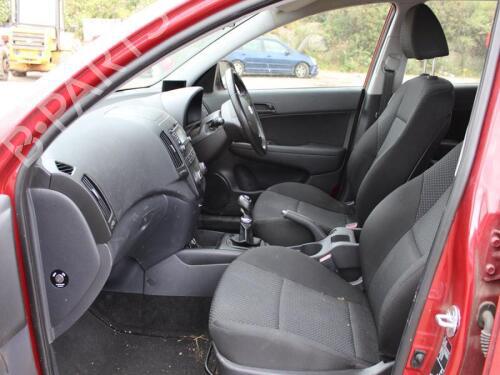 Other HYUNDAI i30 Estate (FD) 1.6 CRDi | BP29677776O1 