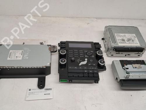 Used Radio VOLVO V70 III (135) T4 (180 hp) 29673058