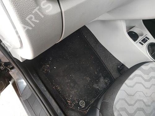 Front right panel SKODA ROOMSTER (5J7) 1.9 TDI | BP29666329C59