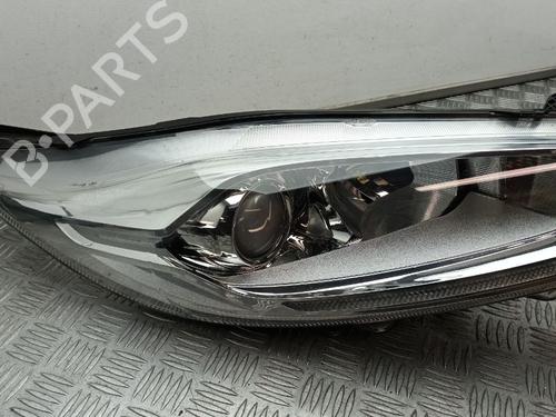 Right headlight FORD FIESTA VI (CB1, CCN) 1.6 Ti | BP31912355C29