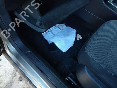 Rear right seatbelt VW PASSAT B7 (362) 1.4 TSI | BP32487318I28