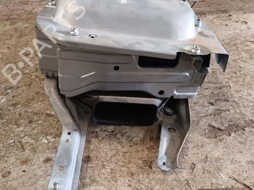 Andre TOYOTA YARIS (_P13_) 1.5 Hybrid (NHP130_, NHP130) | BP29683413O1