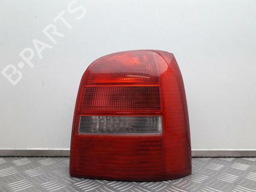 Højre baglygte AUDI A4 B5 Avant (8D5) 1.8 (125 hp) 29645404