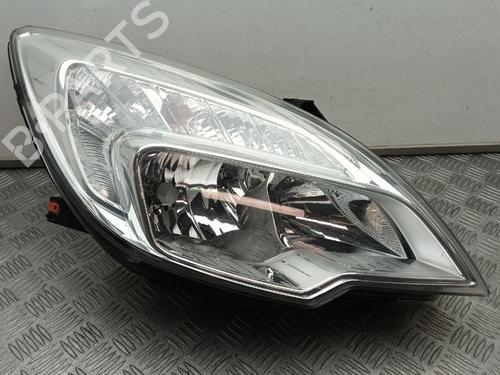 Used Right headlight VAUXHALL MERIVA Mk II (B) (S10) 1.4 (101 hp) 31912356