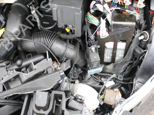 Front wiper motor PEUGEOT 5008 (0U_, 0E_) 1.6 HDi | BP29646952M29 