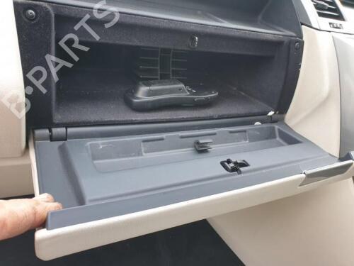 Rear right seatbelt LAND ROVER RANGE ROVER SPORT I (L320) 2.7 D 4x4 | BP29648522I28 