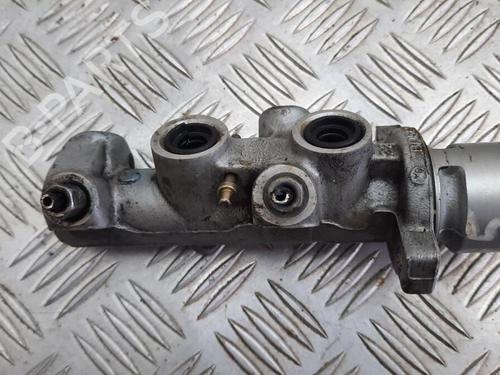 Brake master cylinder CITROËN C4 I (LC_) 1.6 HDi | BP29648111M77