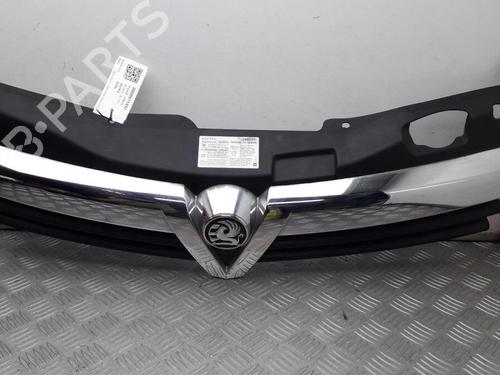Used Grille VAUXHALL ASTRA Mk V (H) (A04) 1.6 (L48) (105 hp) 29645889