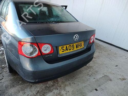 Instrumentbræt VW JETTA III (1K2) 1.6 TDI | BP29668322C46 