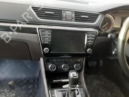 Rudehejsemekanisme ventre foran SKODA OCTAVIA III Combi (5E5, 5E6) 2.0 TDI | BP29647359C22 