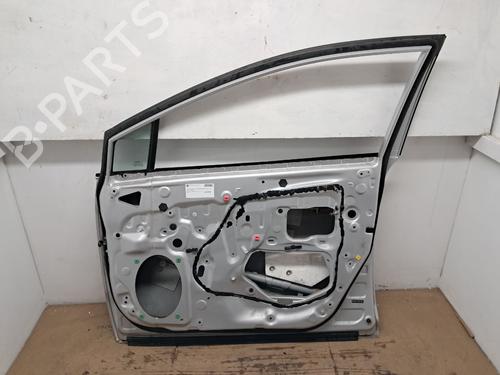 Right front door TOYOTA AVENSIS Saloon (_T27_) 2.0 D-4D (ADT270_, ADT270R) | BP29668973C3