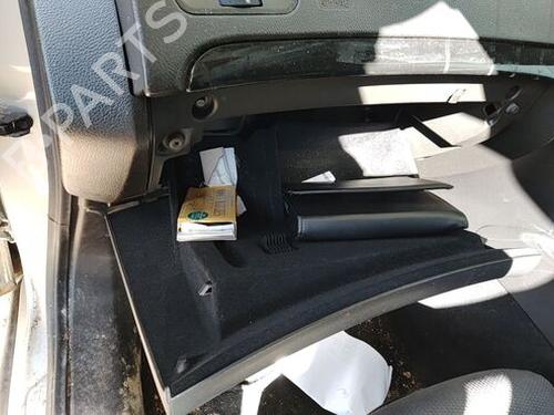 Rear center seatbelt VAUXHALL ASTRA Mk VI (J) Estate (P10) 1.4 | BP29679494I27 
