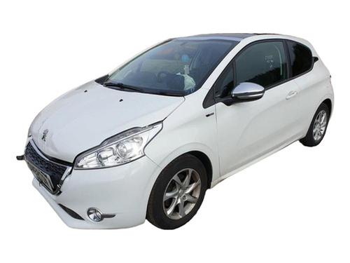 Højre Foran Tågelygte PEUGEOT 208 I (CA_, CC_) 1.6 THP (156 hp) 29666138