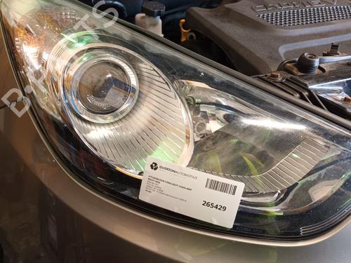Used Right headlight HYUNDAI ix35 (LM, EL, ELH) 2.0 CRDi (136 hp) 29652648