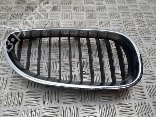 Calandre BMW 5 (E60) 530 d (218 hp) 29647526