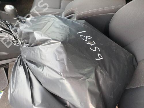 Fuel flap RENAULT MEGANE III Coupe (DZ0/1_) 1.6 16V (DZ0U, DZ1B, DZ1H) | BP29669011C131 