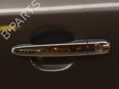 Used Left front door Left front door 33115193 33115193