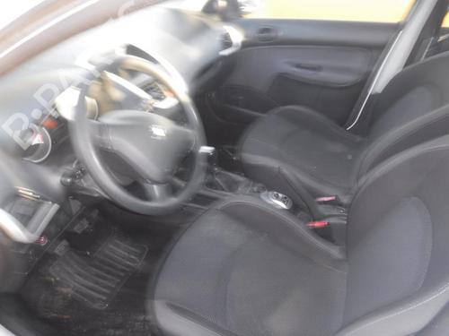 Left mirror PEUGEOT 206+ (2L_, 2M_) 1.4 HDi eco 70 | BP23059749C26