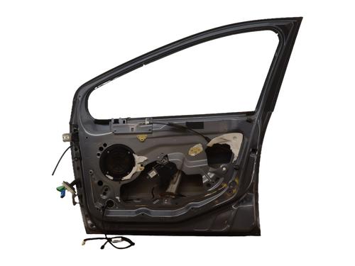 Used Right front door Right front door 37165457 37165457