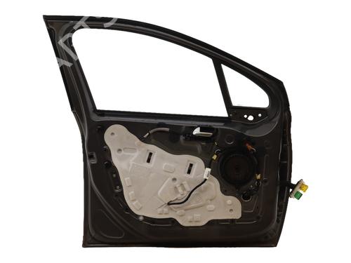 Used Left front door Left front door PEUGEOT 2008 I (CU_) 1.2 THP 110 / PureTech 110 (110 hp) 39725852 39725852
