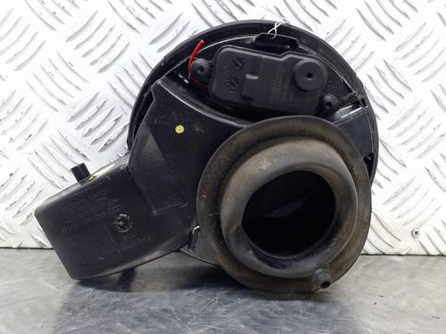 Used Fuel flap AUDI A1 (8X1, 8XK) 1.6 TDI (90 hp) 23833556