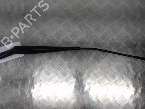 Used Front windshield wiper arm SKODA FABIA III (NJ3) 1.2 TSI (110 hp) 23055413