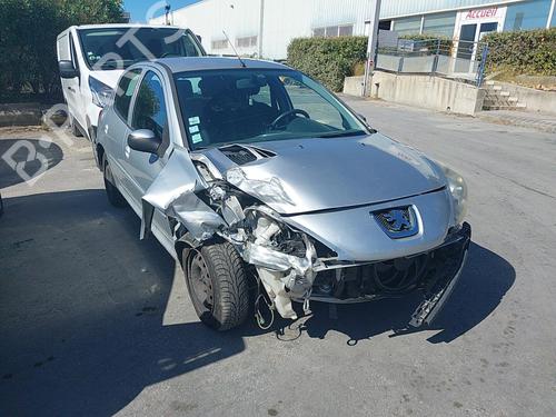 Right taillight PEUGEOT 206+ (2L_, 2M_) 1.4 HDi eco 70 | BP23054782C35 