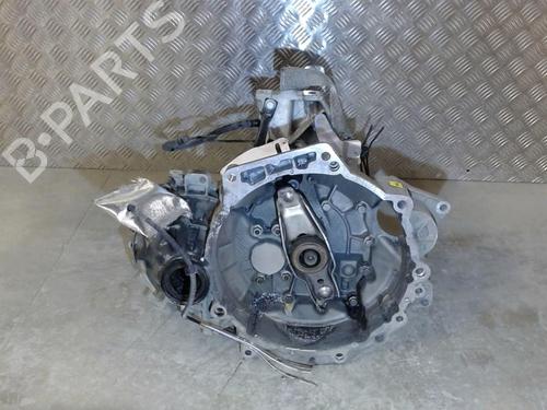Used Gearbox Gearbox VW NEW BEETLE Convertible (1Y7) 1.9 TDI (105 hp) 23059745 23059745