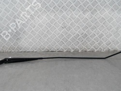 front-windshield-wiper-arm-renault-zoe-bfm_-2012-23834145 main image