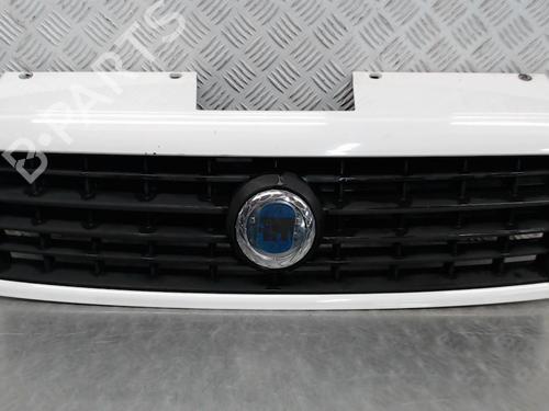 Grill FIAT DOBLO Box Body/MPV (223_) 1.3 D Multijet (75 hp) 23054201
