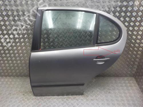 Dør venstre bagtil SEAT LEON (1M1) 1.9 TDI (110 hp) 23058475