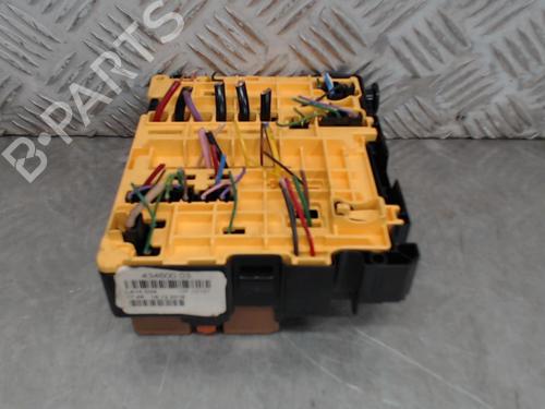 Fuse box DS DS 3 / DS 3 CROSSBACK (UR_, UC_, UJ_) 1.2 PureTech 100 (URHNKK, URHNEK) | BP23834843E1 - Image 2