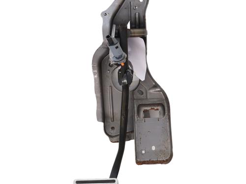 Used Break pedal Break pedal VOLVO XC40 (536) T5 Plug-in Hybrid (262 hp) 25917446 25917446