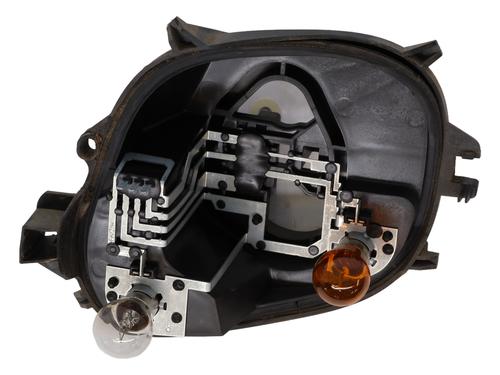 Lampeholder Lampeholder PEUGEOT 208 I (CA_, CC_) 1.6 HDi / BlueHDi 75 (75 hp) 34715172 34715172
