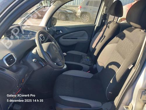 Front right seatbelt CITROËN C3 II (SC_) 1.6 HDi | BP36763211I25 - Image 17