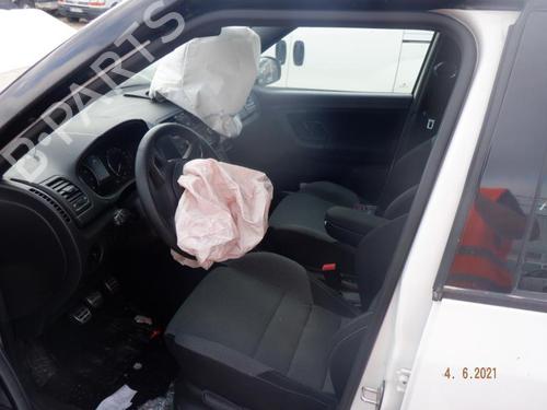 Headlight switch SKODA FABIA II (542) 1.2 TSI | BP23059788I24 - Image 7