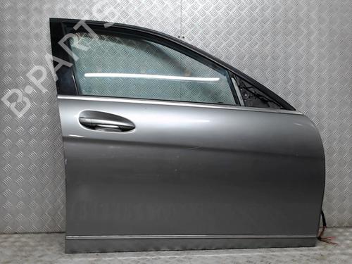 Used Right front door MERCEDES-BENZ C-CLASS (W204) C 200 CDI (204.007, 204.006) (136 hp) 23835137