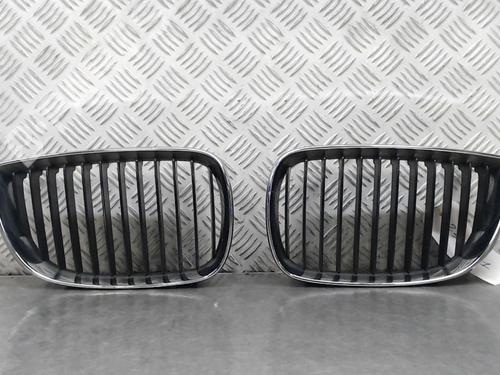 Used Grille BMW 1 (E87) 120 d (163 hp) 23059330