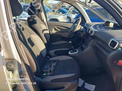 Front right seatbelt CITROËN C3 II (SC_) 1.6 HDi | BP36763211I25 - Image 31