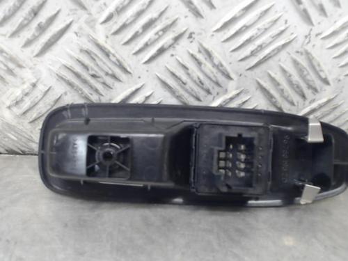 Used Left front window switch Left front window switch PEUGEOT 208 I (CA_, CC_) 1.0 VTi (68 hp) 23835260 23835260