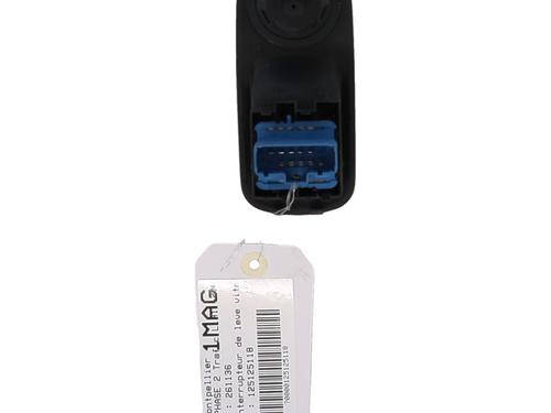 Used Left front window switch Left front window switch RENAULT TRAFIC II Van (FL) 2.0 dCi 90 (FL0H, FL00, FL01, FL0M, FL0P, FL0S) (90 hp) 35925807 35925807
